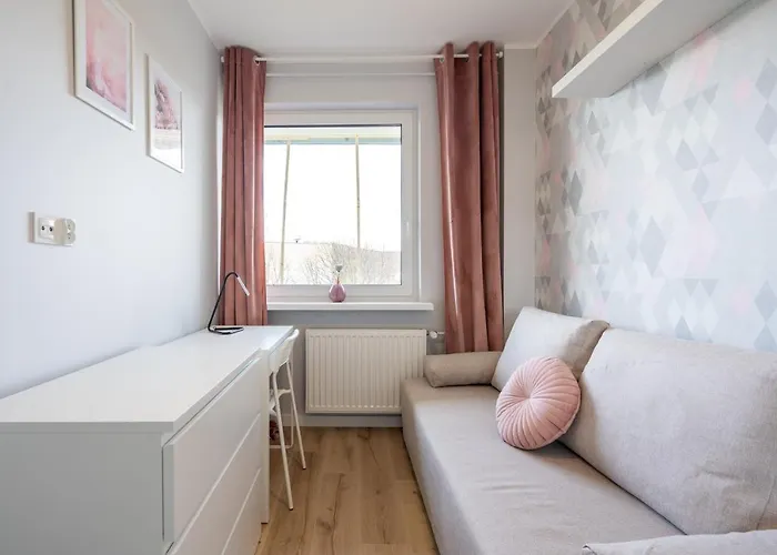 Sztormowa 8c, 1,4km Do Morza, 700m Do Ergo Areny, 900m Do Hipodromu Homestay szállás